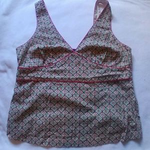 Medium Gap Medium Summer Top